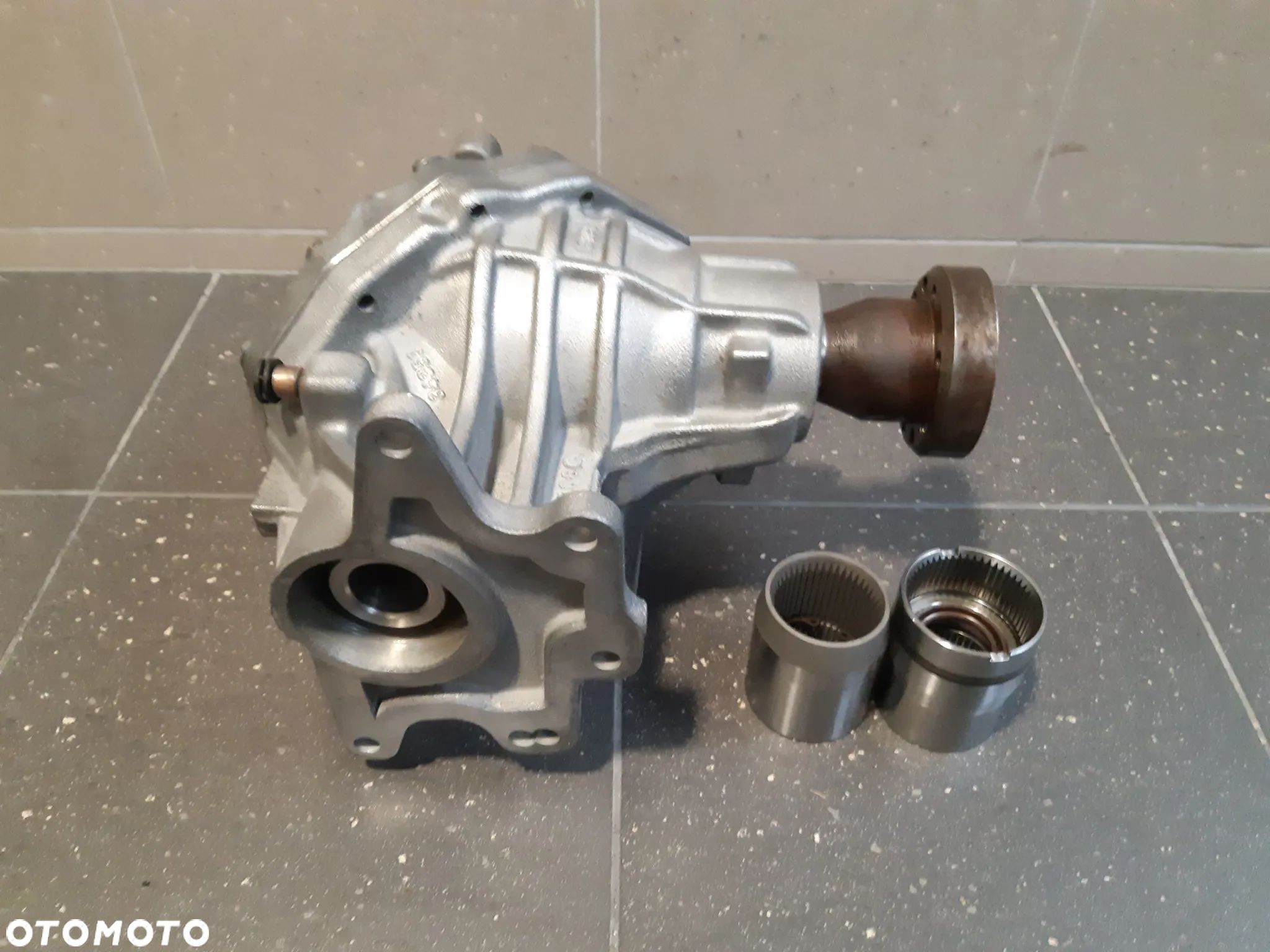 PRZEKŁADNIA KĄTOWA REDUKTOR VOLVO V70 XC70 S60 XC90 S80 V90 i in. - 1