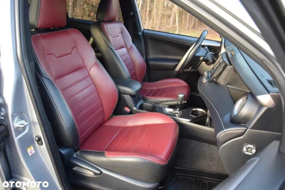 Toyota RAV4 Hybrid Selection 4x2 - 19