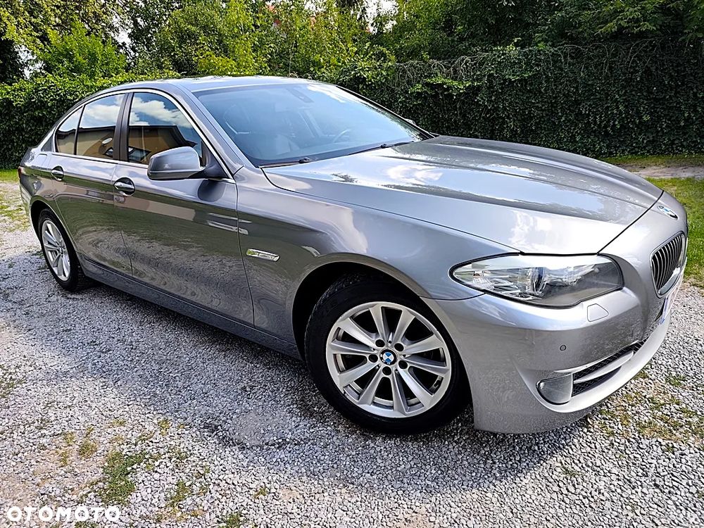 BMW Seria 5 520d - 14