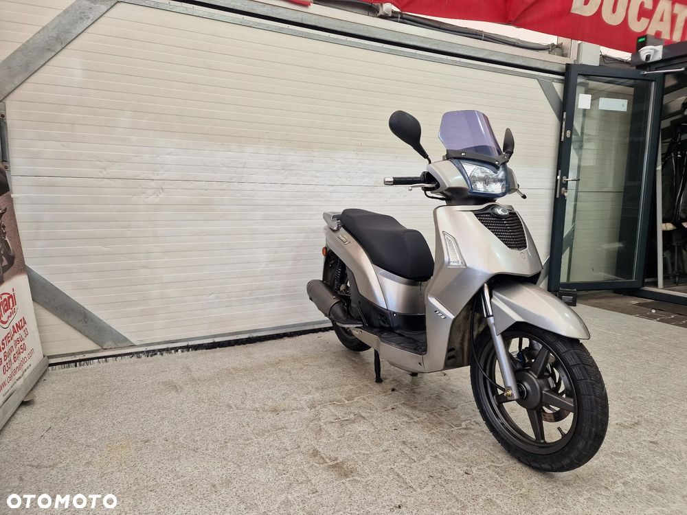 Kymco People - 3