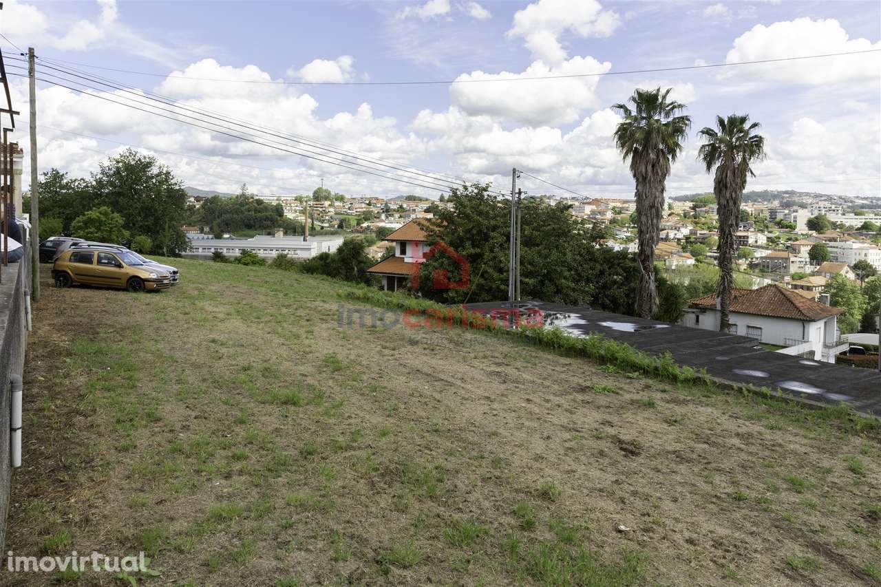 Terreno com Armazém em São Tomé de Negrelos, Santo Tirso - Grande imagem: 2/3