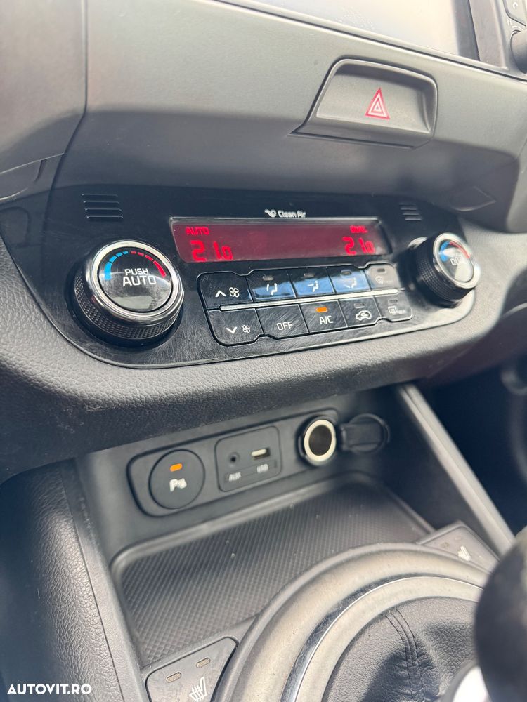 Kia Sportage 1.7 DSL MT 4x2 STYLE - 25