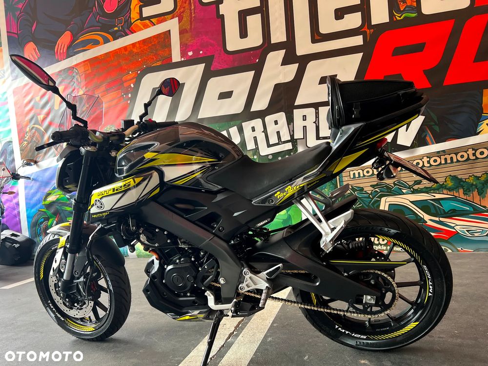 Yamaha MT - 11