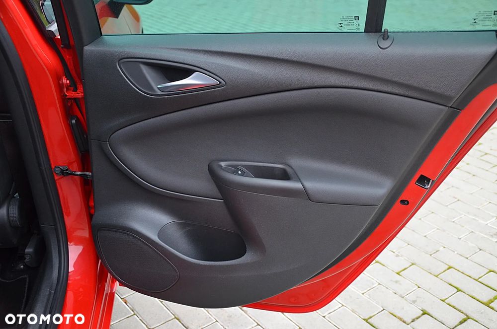 Opel Astra 1.2 Turbo Start/Stop Elegance - 34