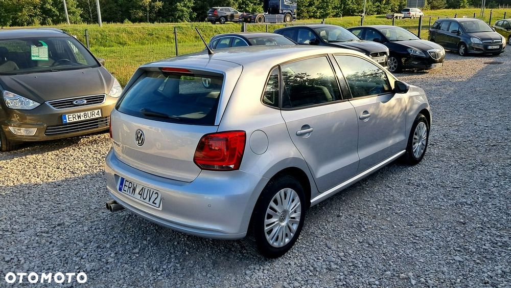 Volkswagen Polo 1.4 16V Comfortline - 4