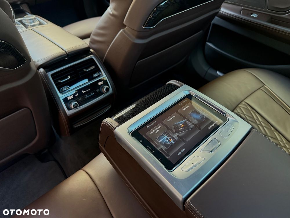 BMW Seria 7 750d xDrive sport - 20