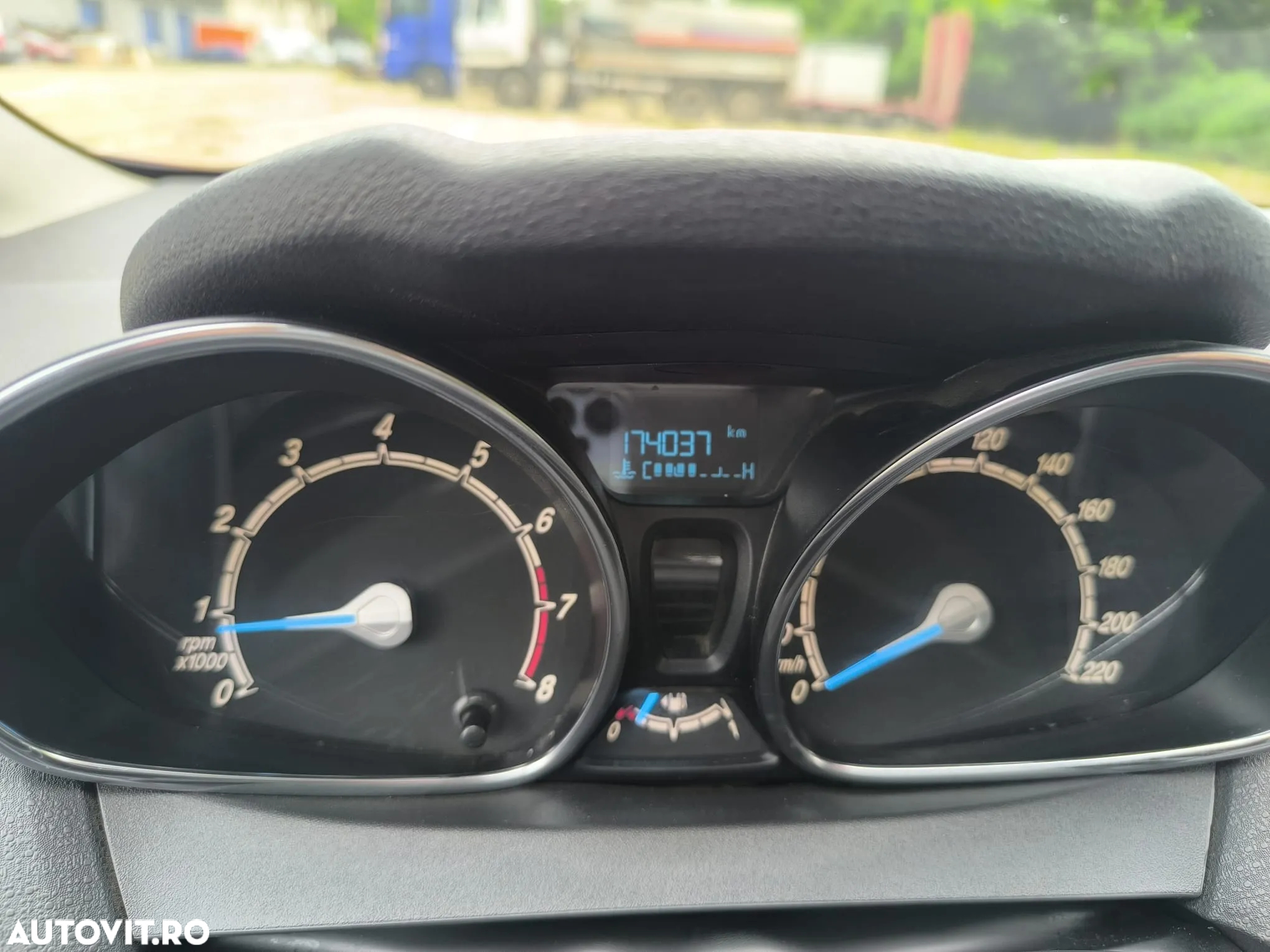 Ford Fiesta 1.0 Trend - 10