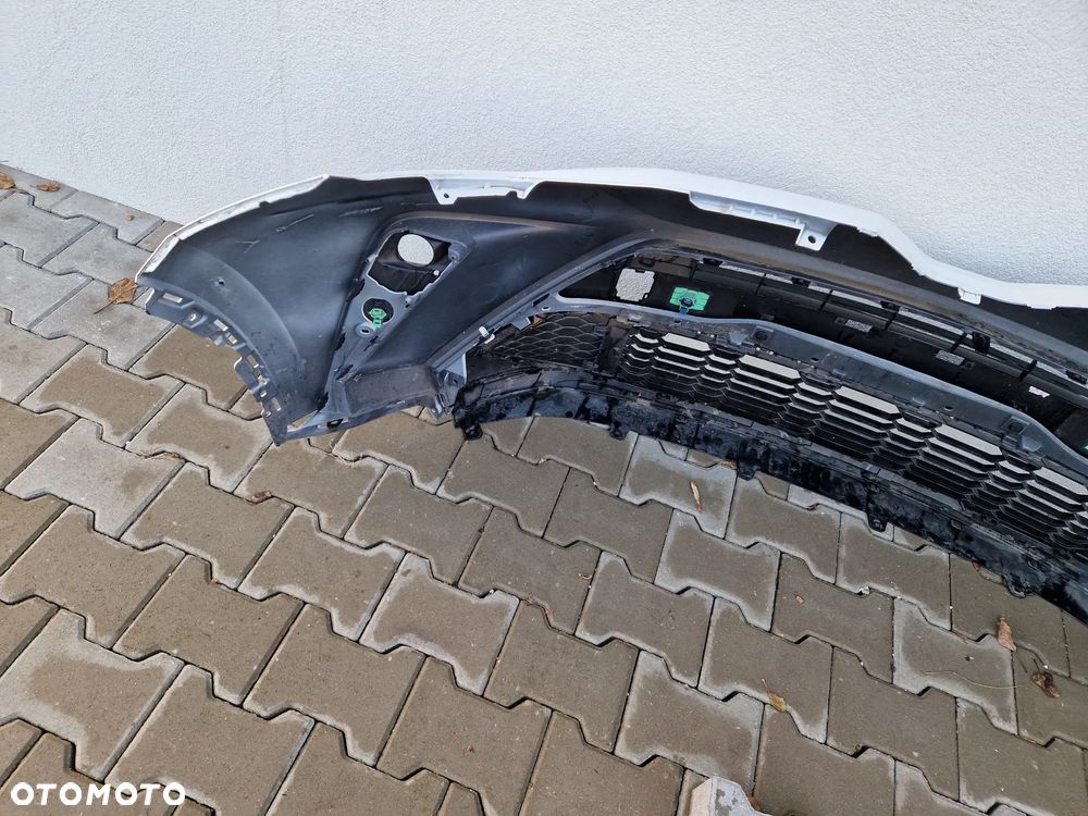 Zderzak Toyota Chr ch-r lift gr - 13