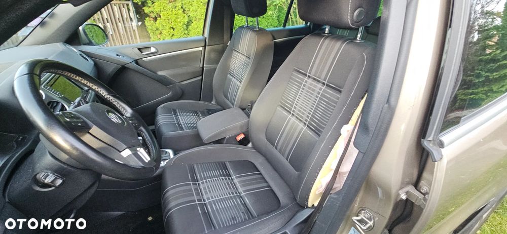 Volkswagen Tiguan 1.4 TSI DSG BlueMotion Technology Lounge Sport & Style - 20