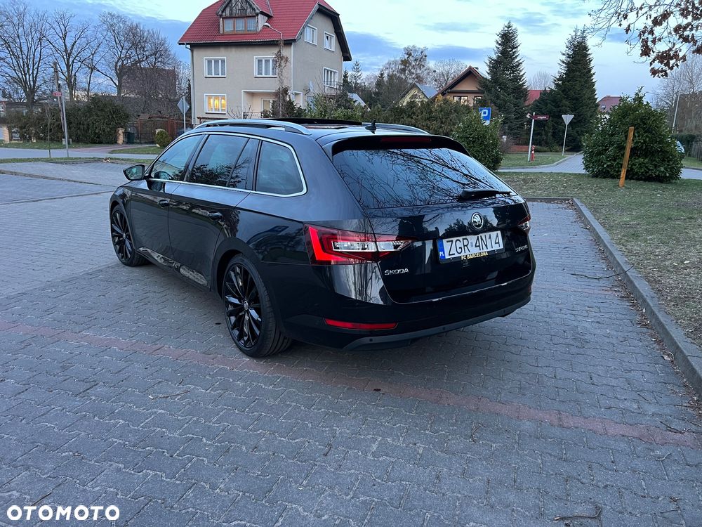 Skoda Superb 2.0 TDI Style DSG - 13