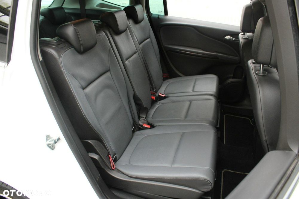 Opel Zafira Tourer 1.6 SIDI Turbo ecoFLEX Start/Stop Innovation - 12