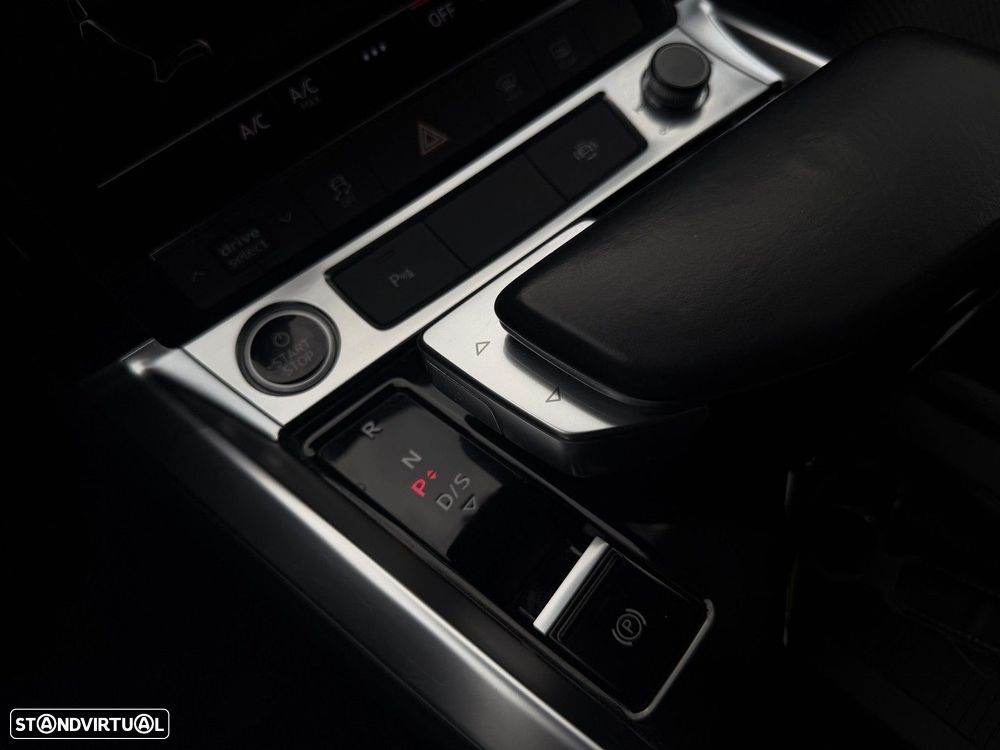 Audi e-tron 50 quattro - 35