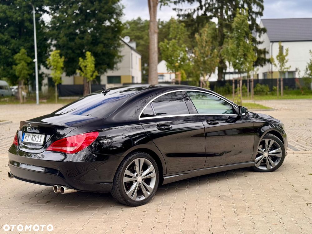 Mercedes-Benz CLA 200 AMG Line - 24