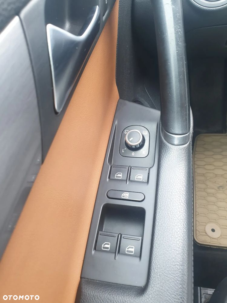 Volkswagen Passat Variant 2.0 TDI 4Motion DSG BlueMotion Tech R-Line - 21