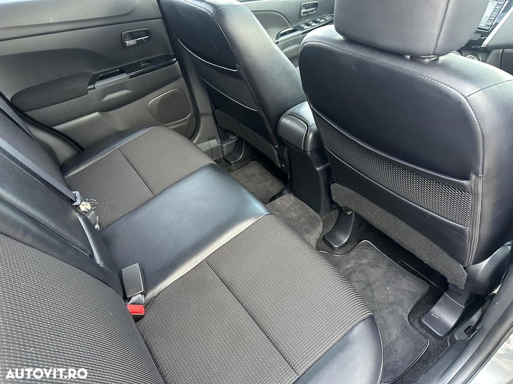 Peugeot 4008 1.8 HDI FAP STT Allure - 10