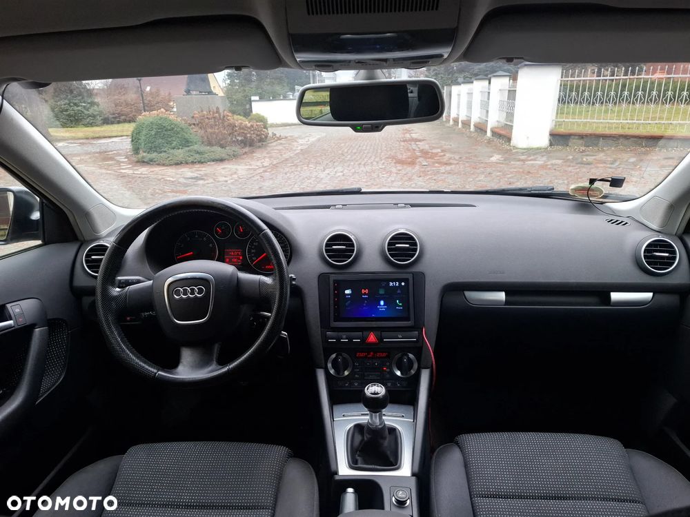 Audi A3 Sportback 1.4 TFSI Attraction - 12