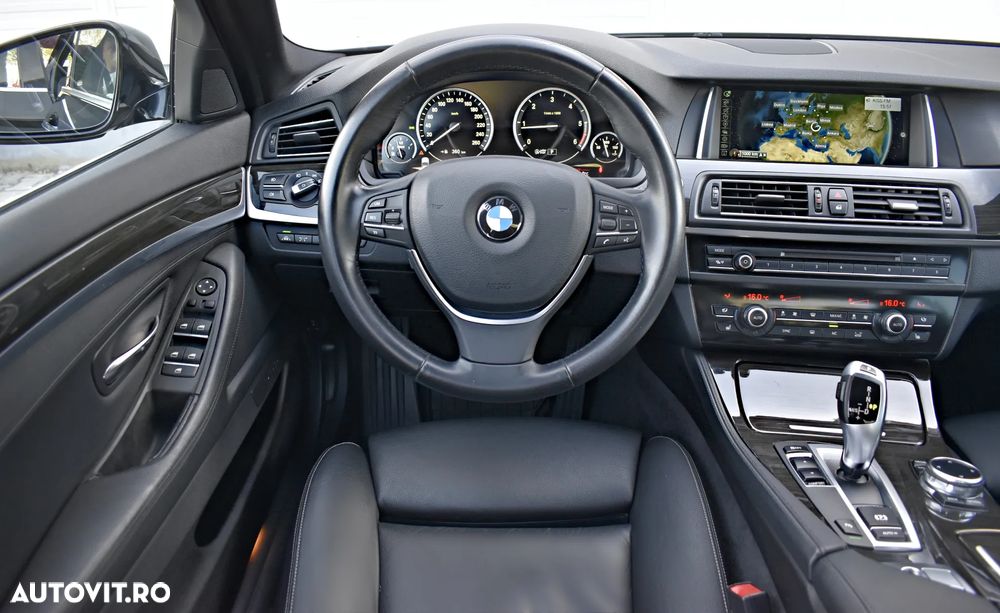 BMW Seria 5 520d Aut. Luxury Line - 6