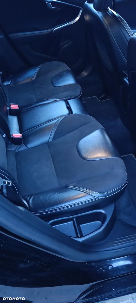 Volvo V40 - 14