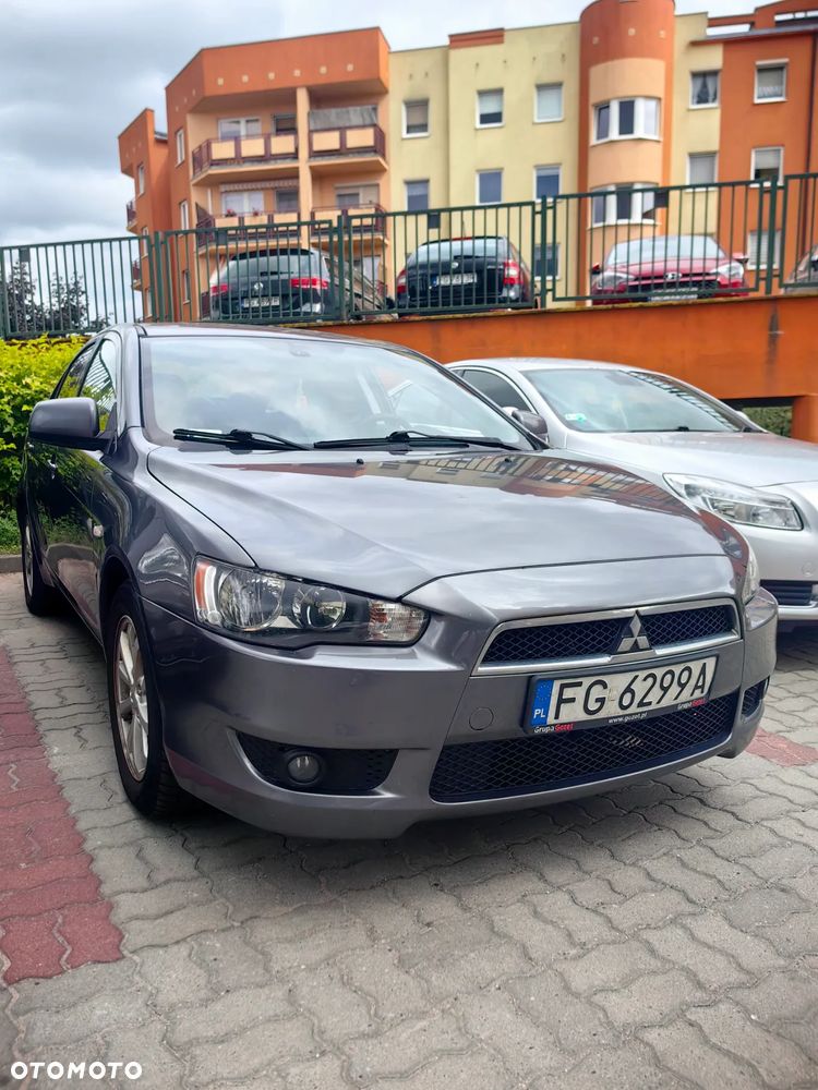 Mitsubishi Lancer - 3