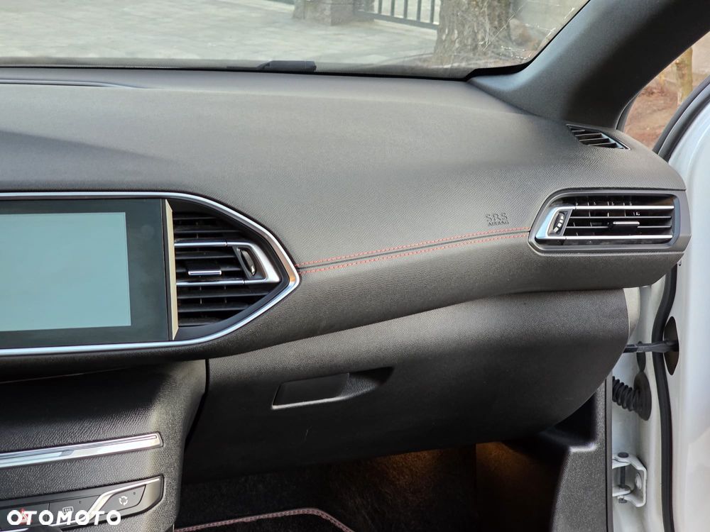 Peugeot 308 BlueHDi 180 EAT6 GT - 22