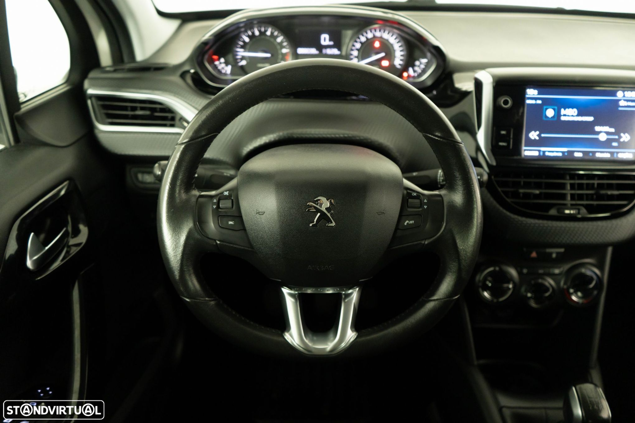 Peugeot 208 1.2 PureTech Style - 26