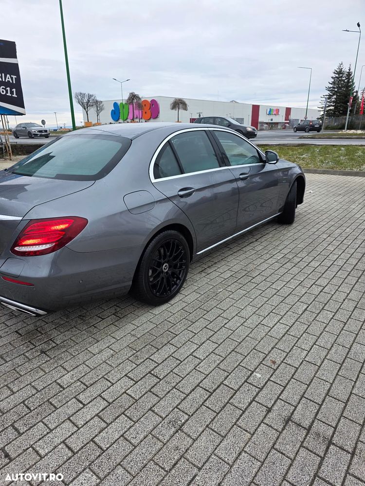 Mercedes-Benz E - 19