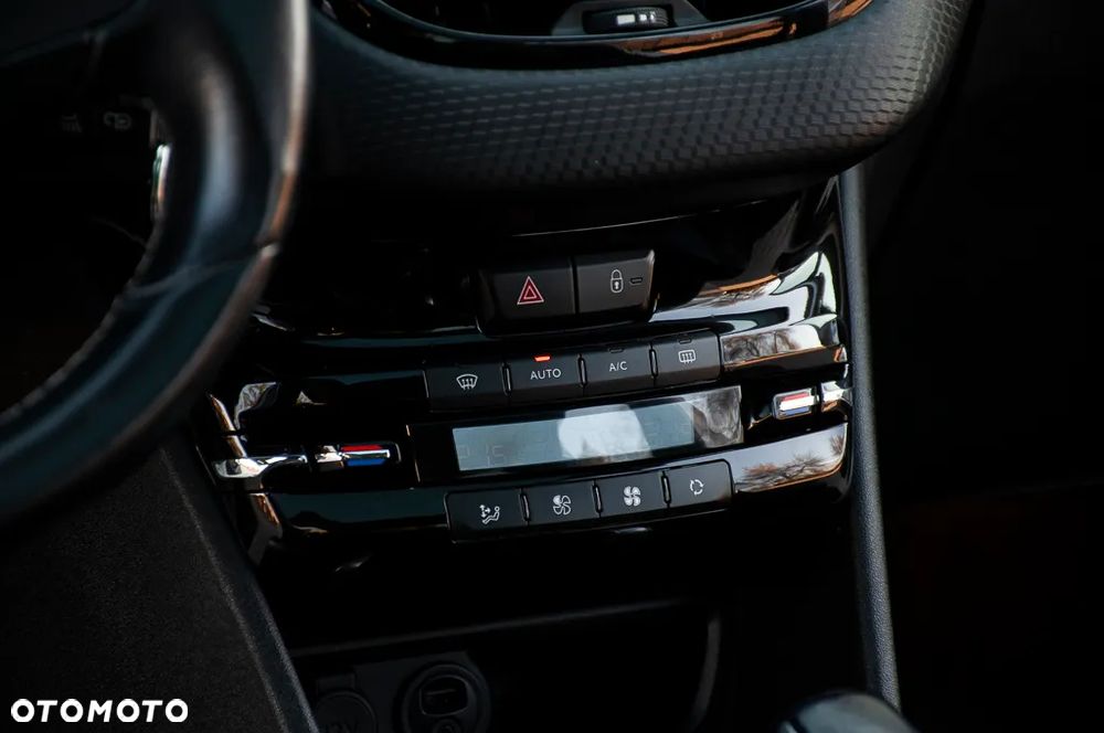 Peugeot 208 PureTech 110 Stop & Start Tech Edition - 30