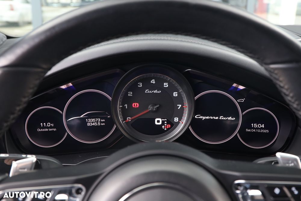 Porsche Cayenne Turbo - 24