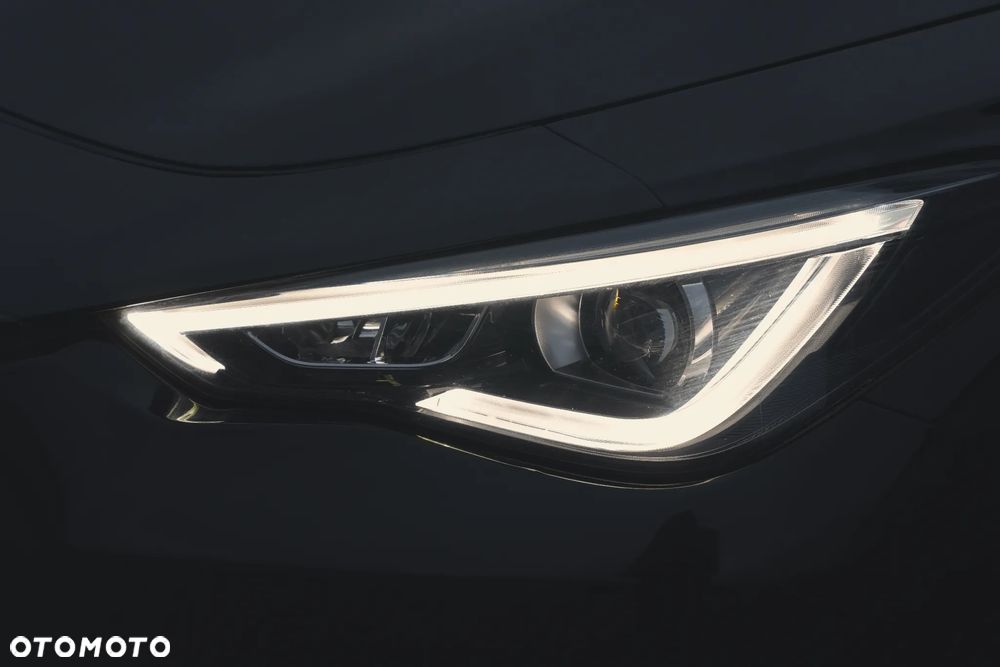 Infiniti Q60 Q60S 3.0t AWD Sport Tech - 28