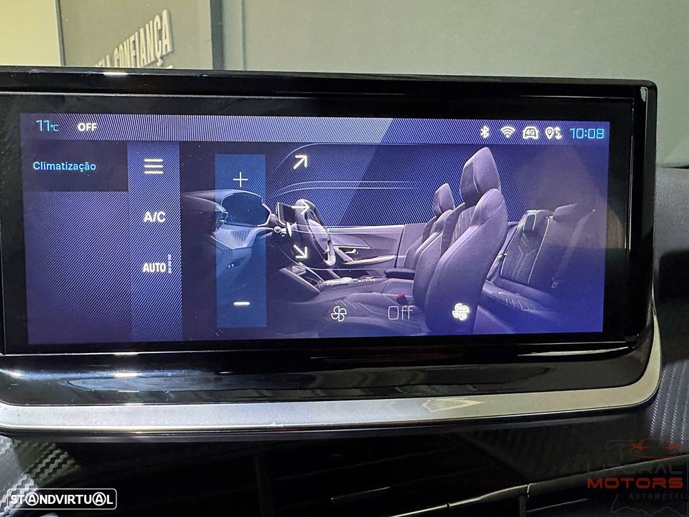 Peugeot 2008 1.2 PureTech SE Style - 31