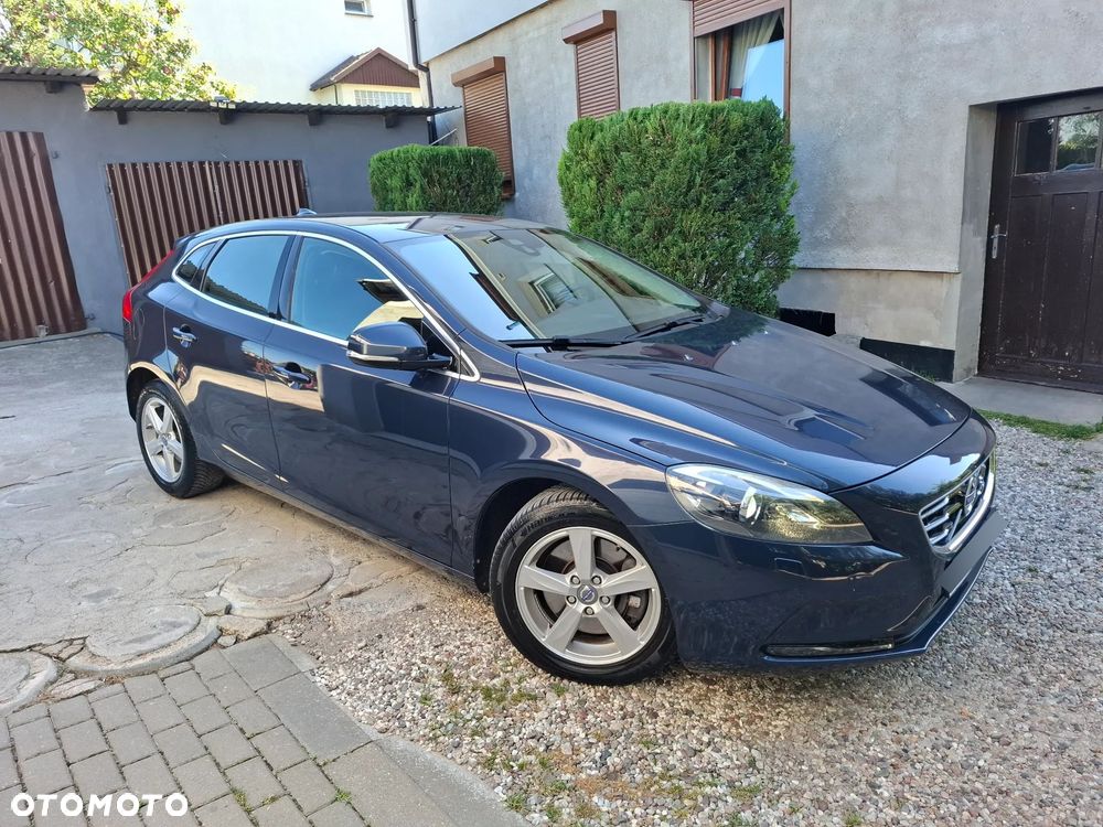 Volvo V40 D4 Momentum - 20