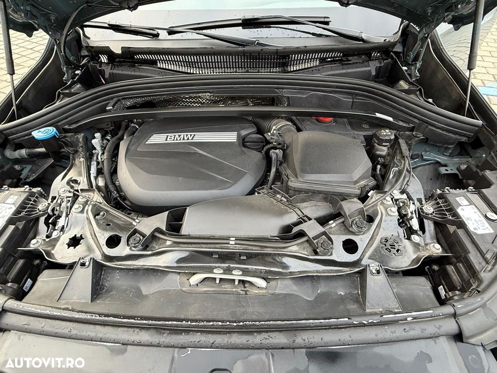 BMW X1 sDrive18d AT - 35