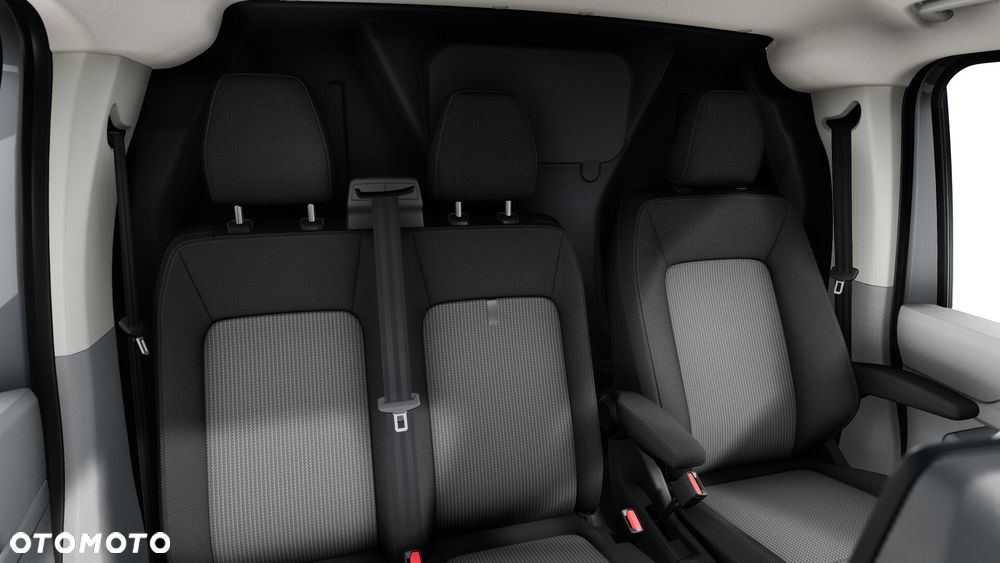 Volkswagen Transporter Furgon L2 2.0 TDI 150 KM automat - 10