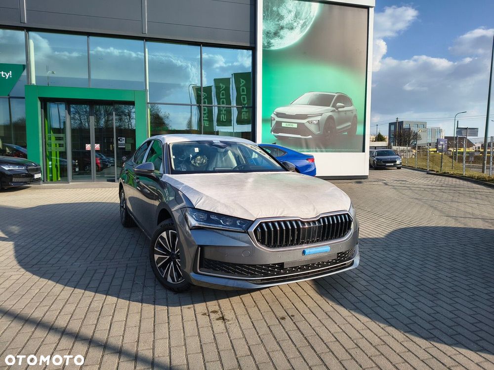 Skoda Superb 2.0 TDI SCR Edition 130 DSG - 2