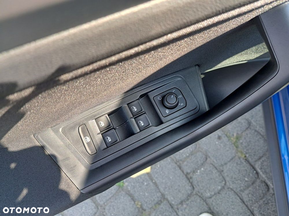 Volkswagen T-Roc 1.5 TSI Life Plus DSG - 13