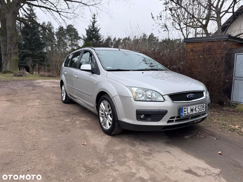 Ford Focus 1.6 16V Ghia - 14