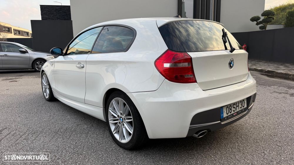 BMW 116 2009 photo 4