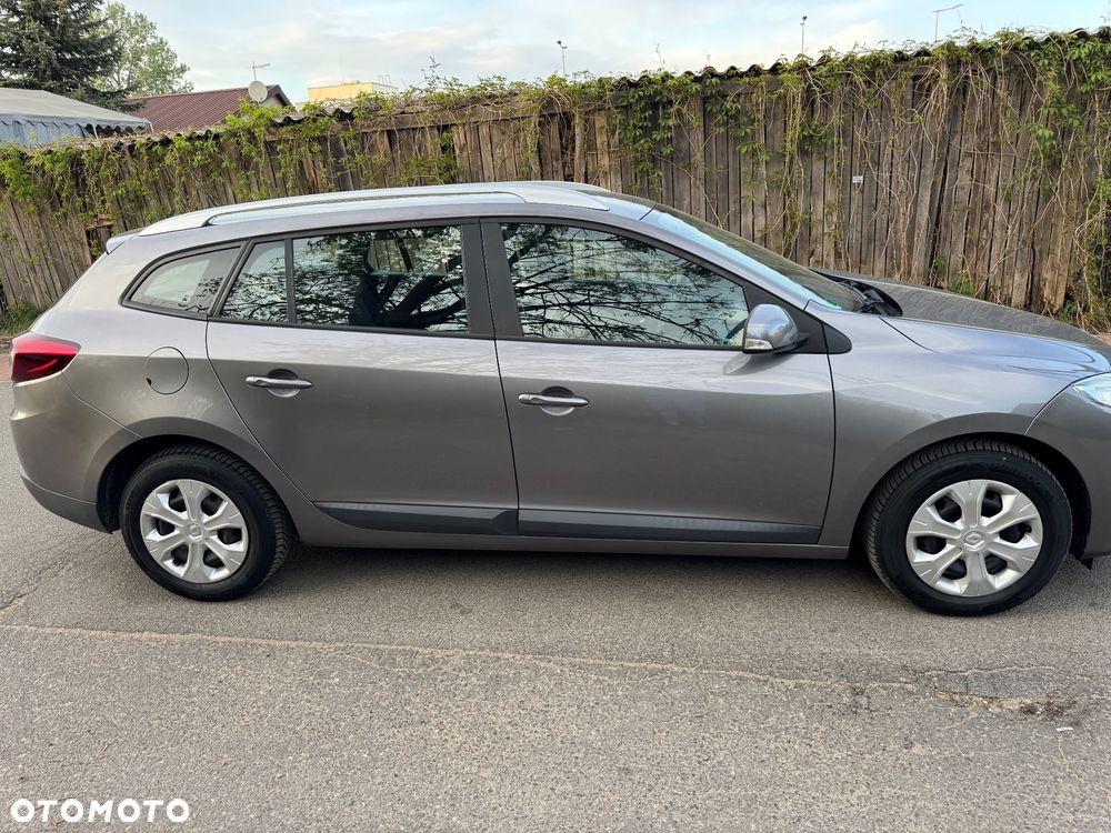 Renault Megane ENERGY dCi 110 Start & Stop Bose Edition - 11