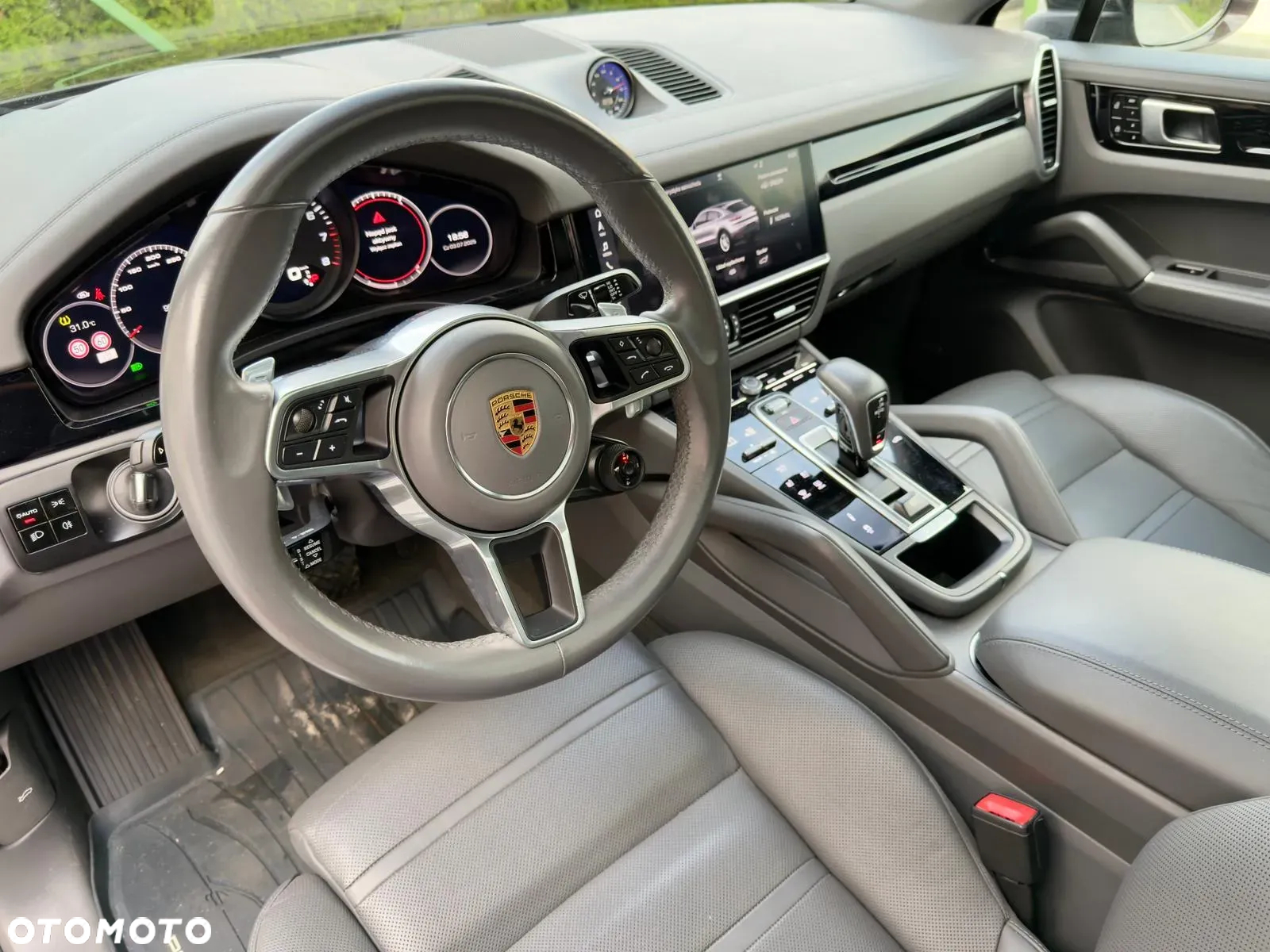 Porsche Cayenne Coupe - 24