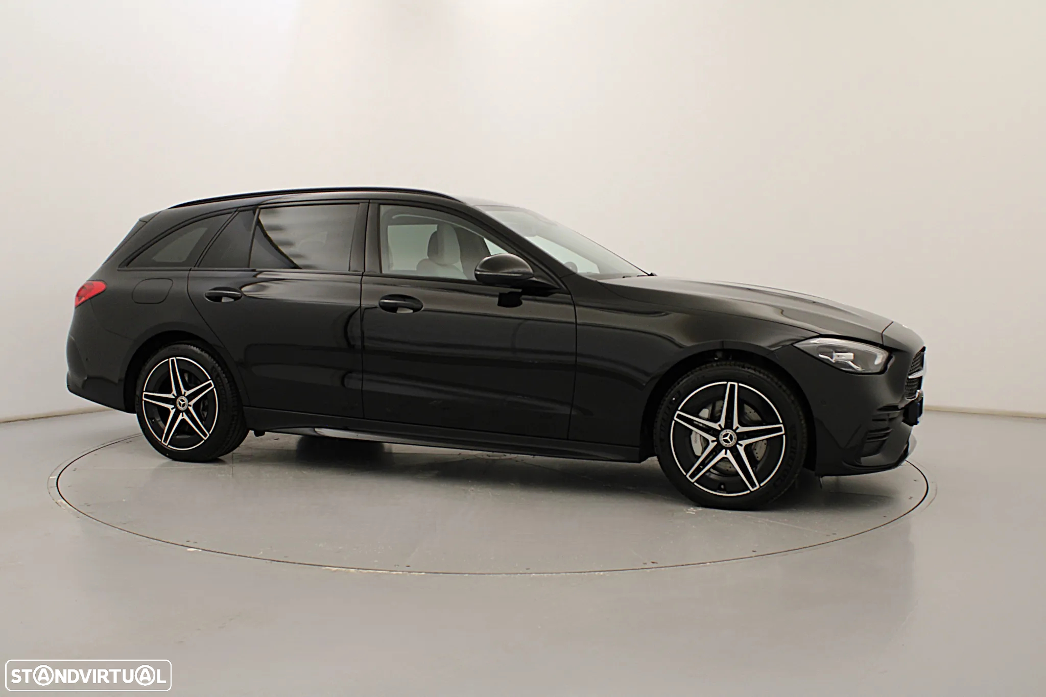 Mercedes-Benz C 300 de AMG Line - 3