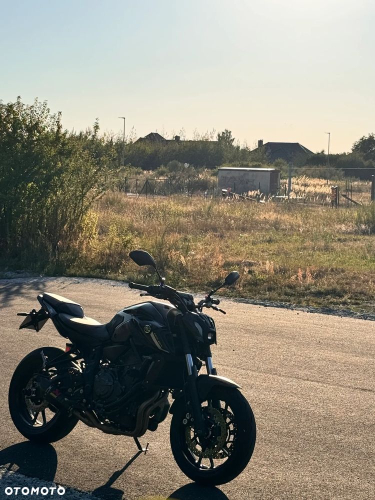 Yamaha MT - 30