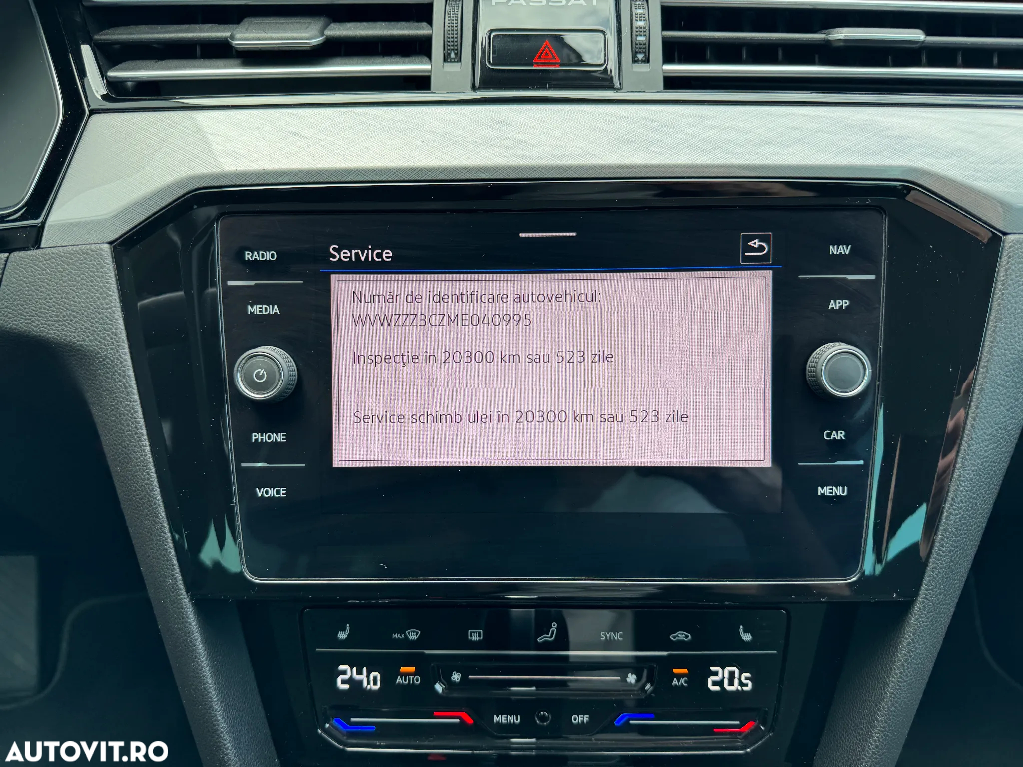 Volkswagen Passat Variant 2.0 TDI SCR DSG 4Motion Business - 19
