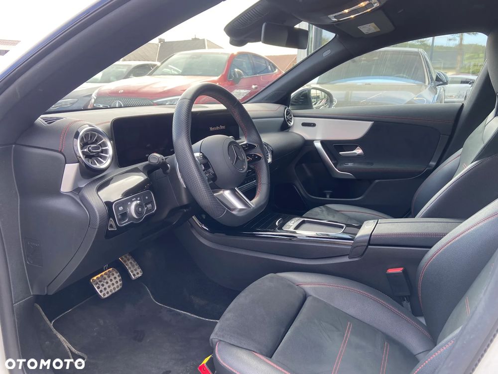 Mercedes-Benz CLA 200 mHEV AMG Line 7G-DCT - 6