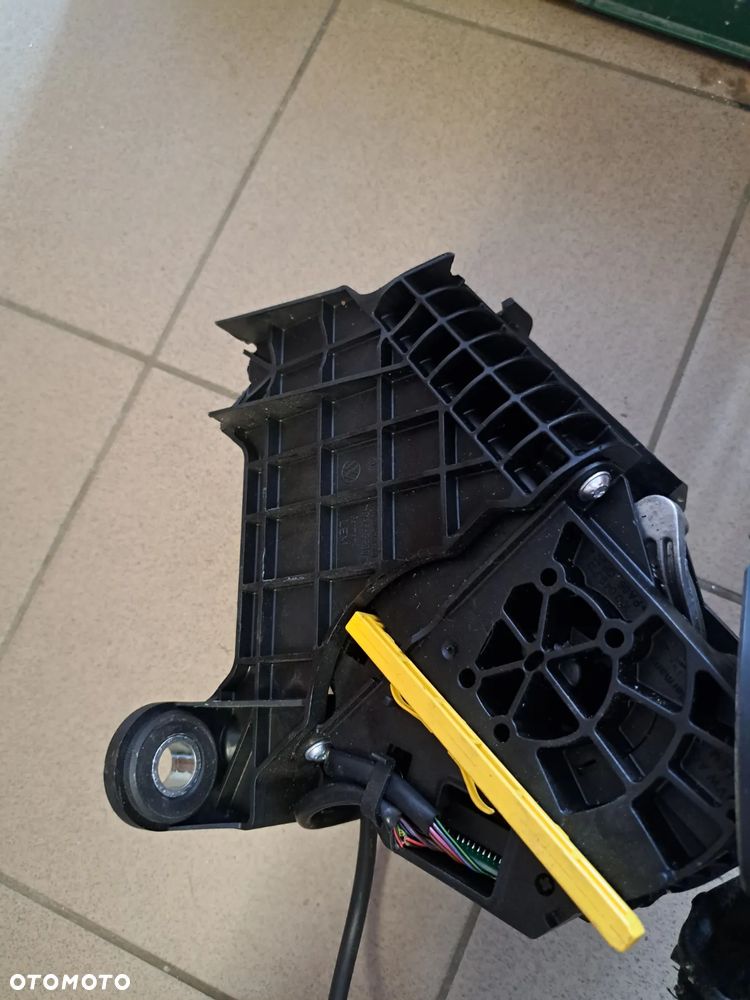 WYBIERAK LEWAREK MIESZEK AUTOMAT VW VOLKSWAGEN T5 FL LIFT 7E1713025B - 4