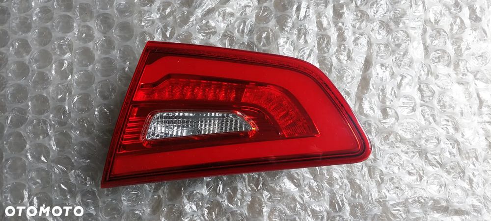 Lampa Tył Kia Optima R92404-2T6 Lub 92404-4U510 - 1