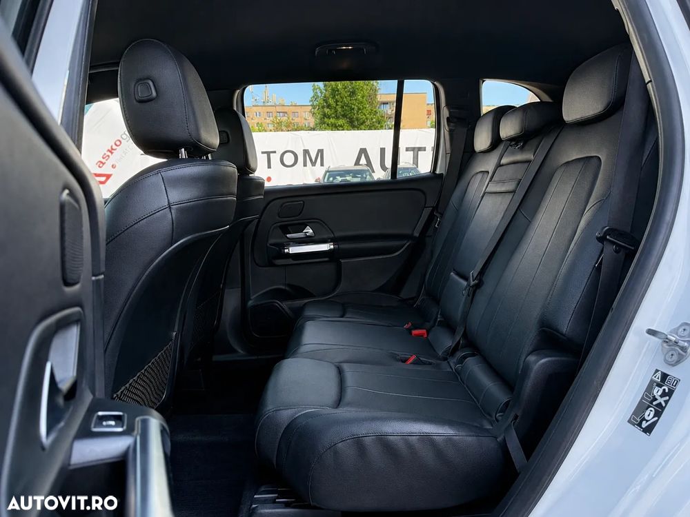 Mercedes-Benz GLB - 18