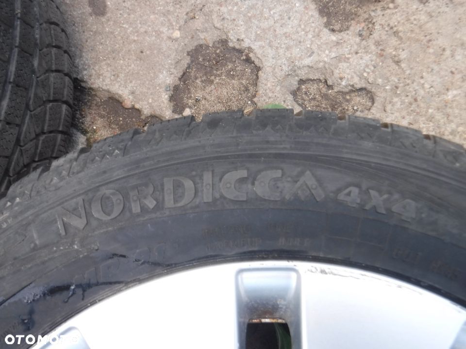 Audi A4 A8 Q5 Q7  A6 C6 alufelgi 18 5X112 opony zima zimowe 4x4 - 6