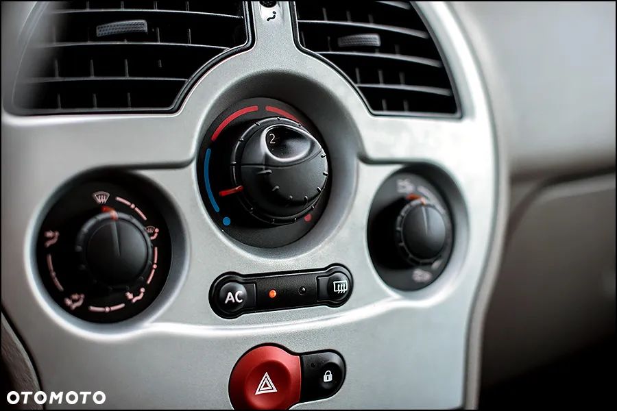 Renault Modus - 25