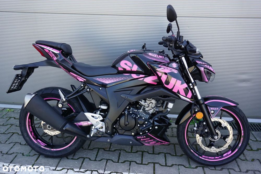 Suzuki GSX - 3
