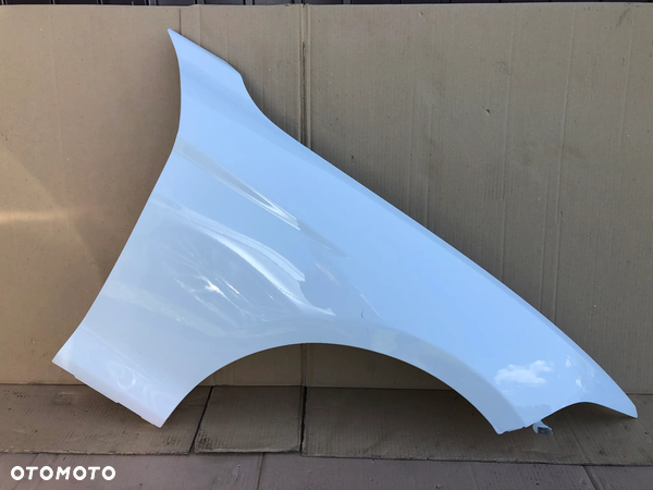 Błotnik  prawy przód BMW f20 f21 f22 f23